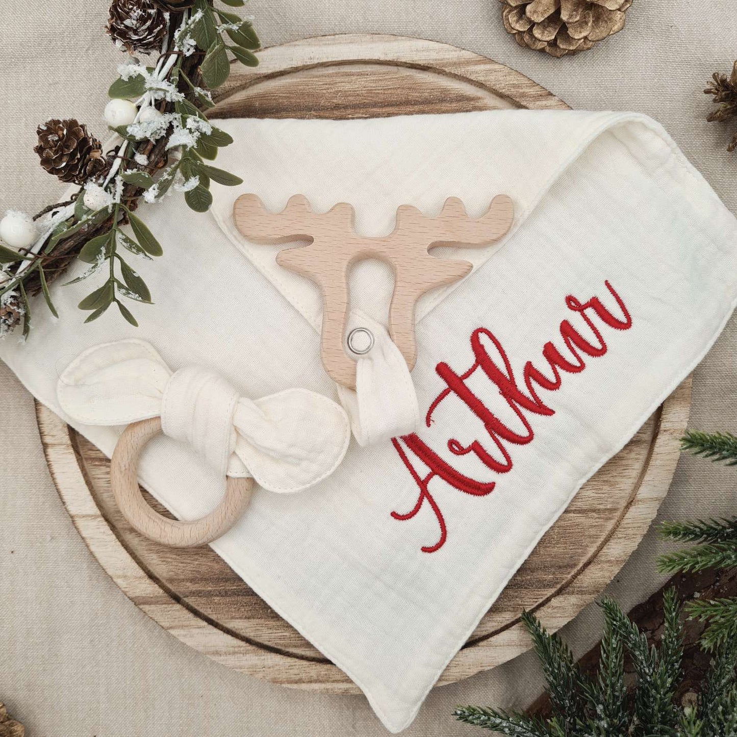 Complete set of the Muslin Comforter with Christmas-themed accessories.