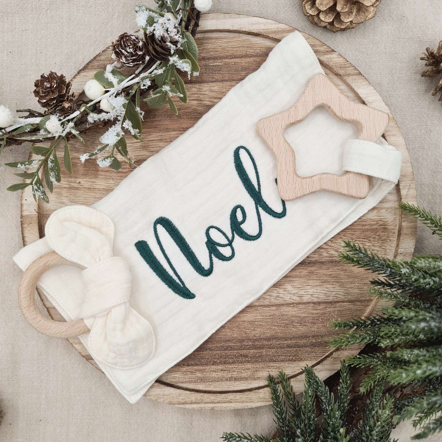 Green embroidered name on Organic Cotton Comforter for a Christmas touch.